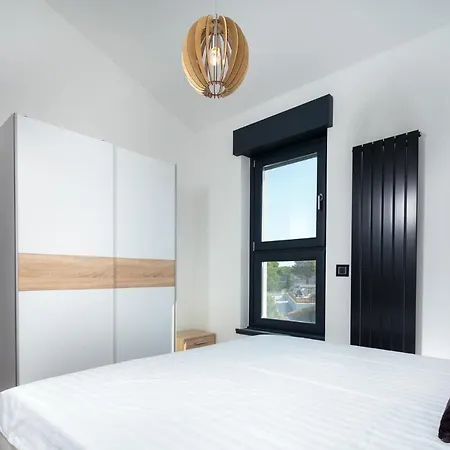 Apartment Cave Romane *